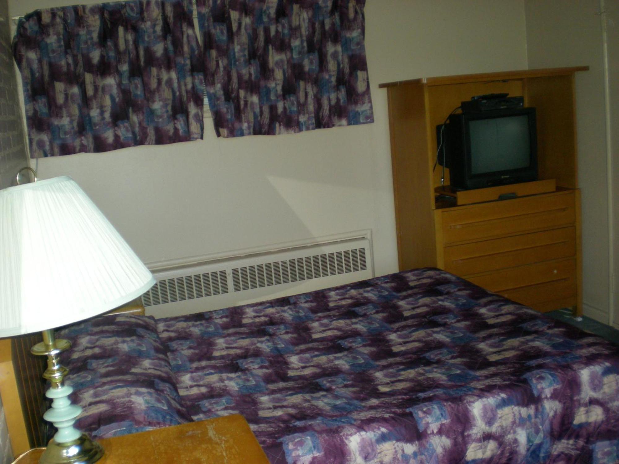 Motel Seigneurie De Vaudreuil Habitación foto